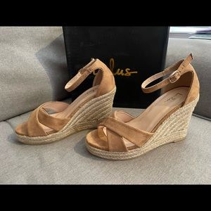 Lulus Boutique size 6.5 camel wedges. New in box!
